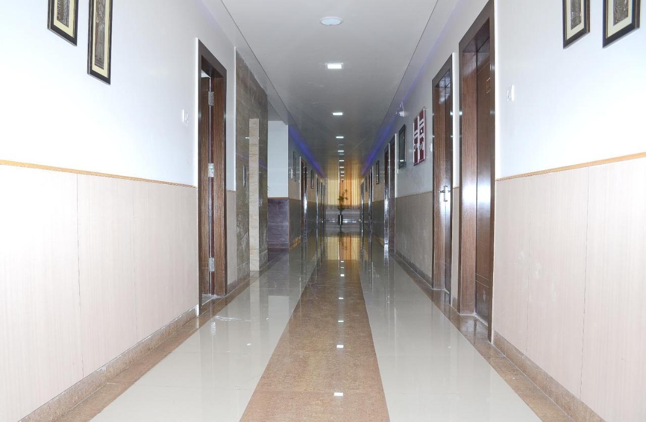Vaishnavi Clarks Inn Buxar Экстерьер фото