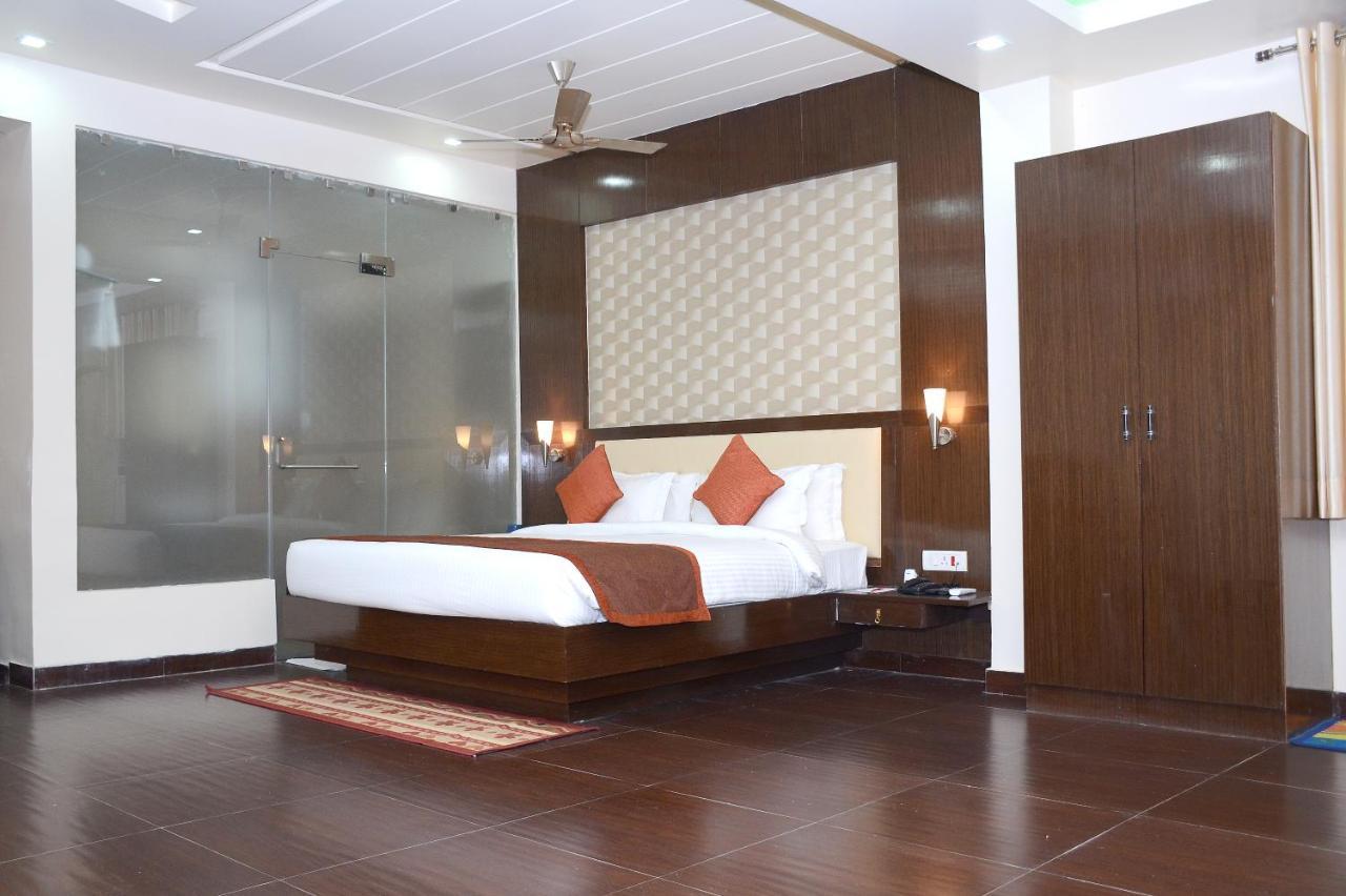 Vaishnavi Clarks Inn Buxar Экстерьер фото